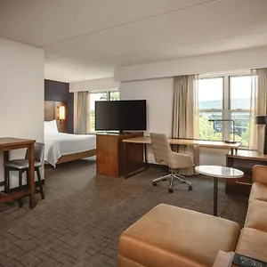 By Marriott Airport Estados Unidos